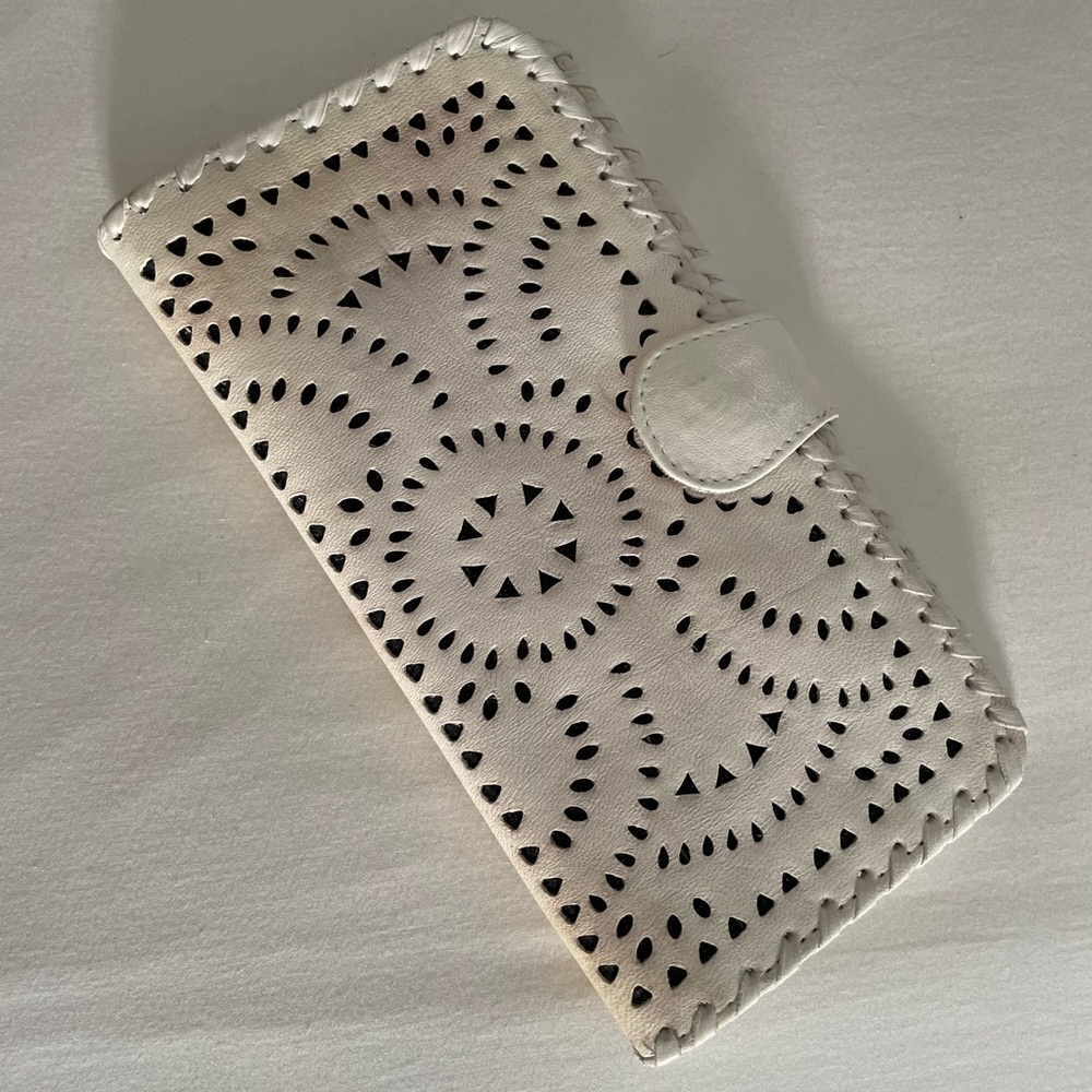 Cream Mexicana Wallet by Cleobella